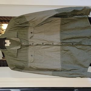 Echo Untld color black green medium button up